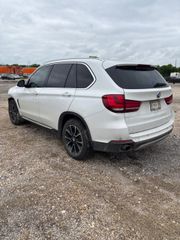 2017 BMW X5 sDrive35i - Exterior Rear Left Corner Image